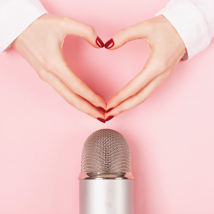 microphone hand heart